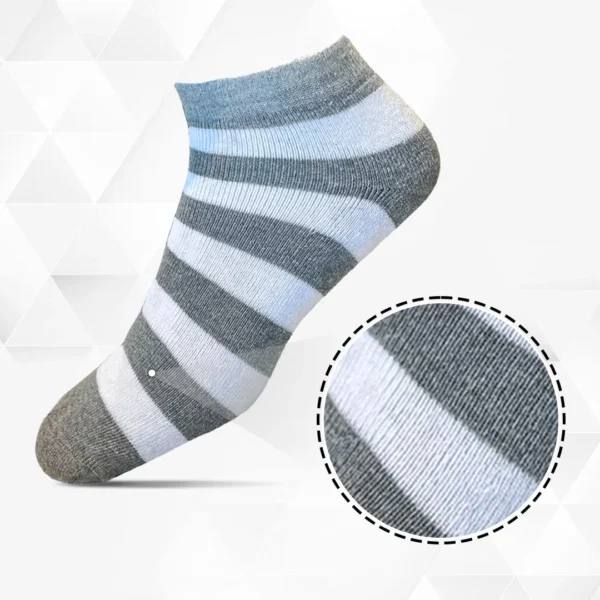 Combo- Pair of 3 socks - Image 3