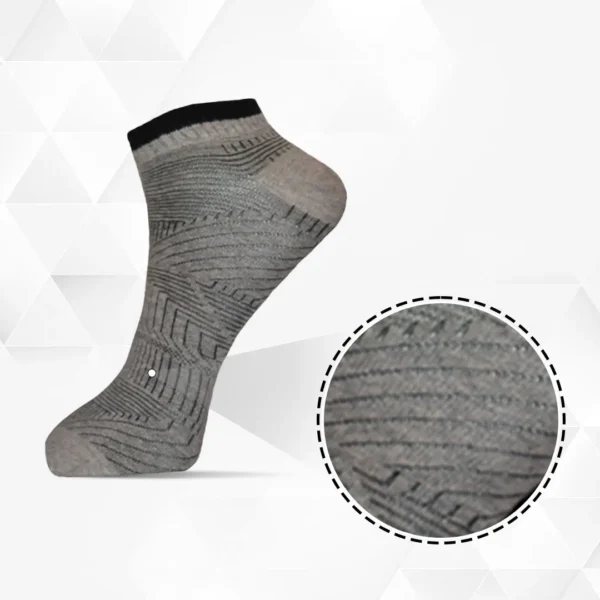 Combo- Pair of 3 socks - Image 3